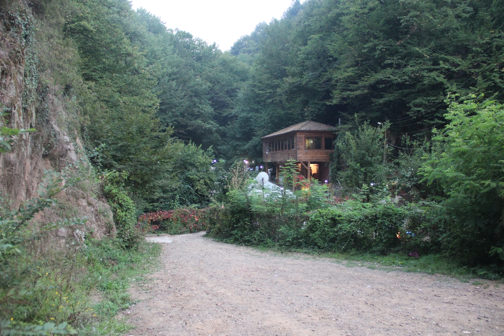 Nzhetiye elalesi